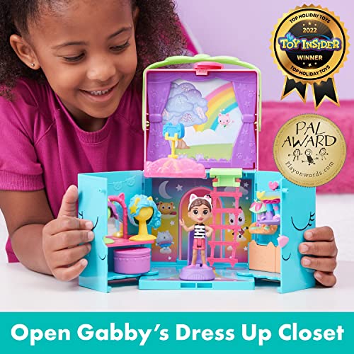 Gabby’s Dollhouse Purr-ific Pool Playset with Gabby and MerCat Figures H9886