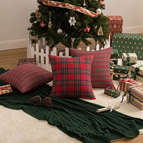 Pack of 2 Christmas Plaid Throw Pillow Covers Green 20x20 Inches U98072