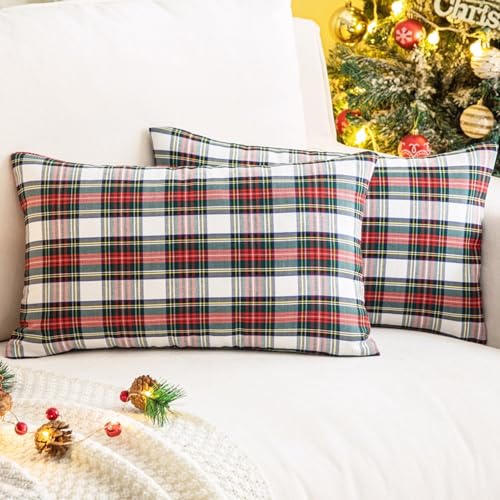 Pack of 2 Christmas Plaid Throw Pillow Covers Green 20x20 Inches U98072