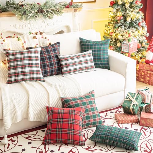 Pack of 2 Christmas Plaid Throw Pillow Covers Green 20x20 Inches U98072