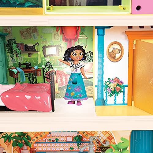 Disney Encanto Magical Madrigal House Playset with Mirabel Doll & 14 Accessories A911436
